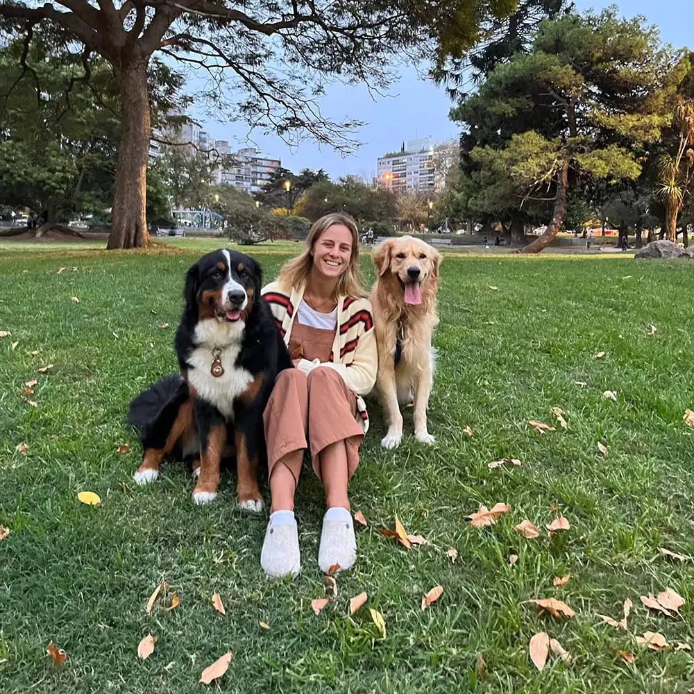 María-Emilia-Lanza-educadora-canina-selva